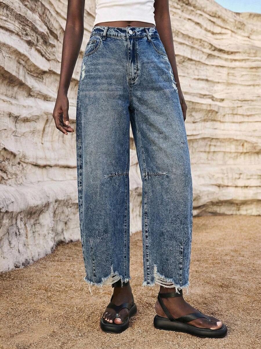Maija Jeans acampanados de talla grande con lavado y efecto desgastado