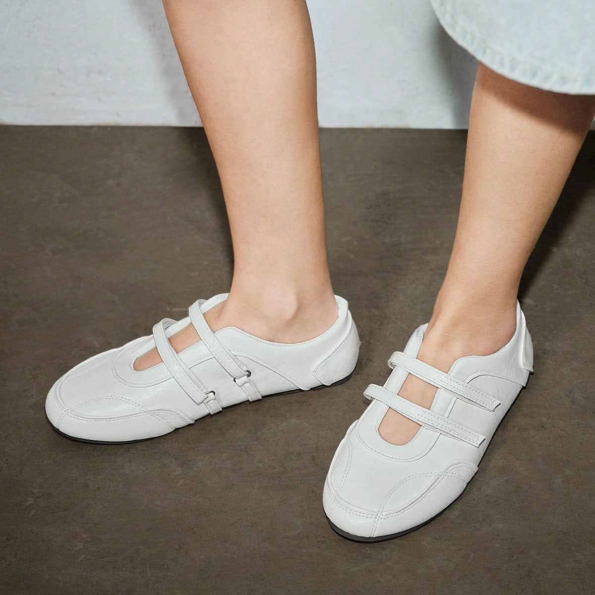 Zapatos Mary Jane rojos versátiles de estilo retro, primavera 2025, zapatos planos de punta redonda casuales para mujer [Corren pequeños, consulte l