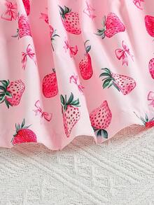 SHEIN 1件女婴吊带粉色连衣裙，罗纹面料收腰，草莓印花无袖吊带裙，配腰带和帽子，休闲可爱时尚，适合夏季日常外出或旅行 - 粉色 - 查看 3