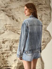 MOTF PREMIUM 时尚水钻水洗牛仔夹克，春夏款 - 中等水洗藍 - 查看 3