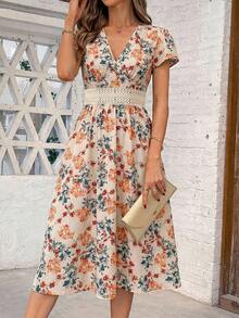 SHEIN Clasi Đầm midi nữ cổ chữ V, thắt eo, chất liệu ren, họa tiết hoa màu kaki/nâu, thanh lịch, thích hợp mặc hàng ngày, đi nghỉ mát, mùa xuân/hè. - Nhiều màu - Xem 6