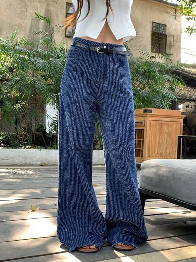 DAZY Quần jeans nữ dáng rộng ống loe, chất liệu vải dệt họa tiết, phong cách Hàn Quốc, thích hợp mặc thường ngày.