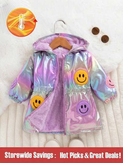 SHEIN 1 pieza Chaqueta con capucha de niña bebé de moda callejera dulce y fresca con decoración de insignia con cara sonriente en color púrpura, adecuada para uso en la calle y la escuela, otoño/invierno