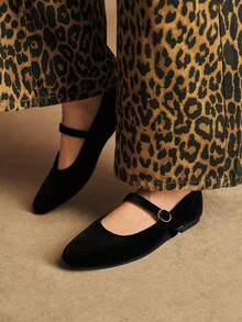Rosivie Women's Casual Versatile Commute Simple Buckle Flats - Black - View 3