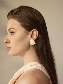 MOTF PREMIUM 欧美夸张高端感油滴梯形金边复古质感文学方形耳环 女士 - 金色 - 查看 7