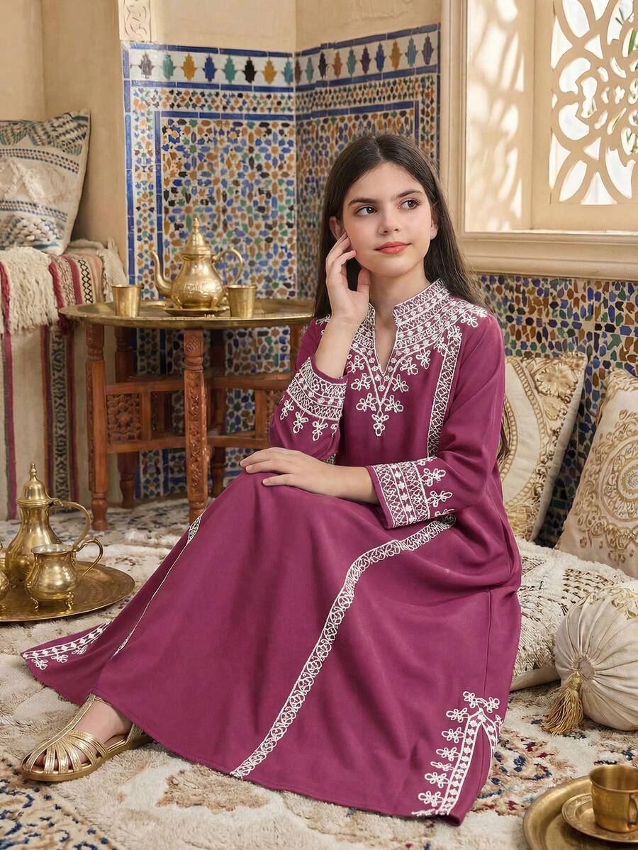 SHEIN 青少年女孩印花寬鬆 A 字版型 3/4 袖開衩下擺端莊連身裙 Abaya 阿拉伯風連身裙 - 酒紅色 - 查看 1