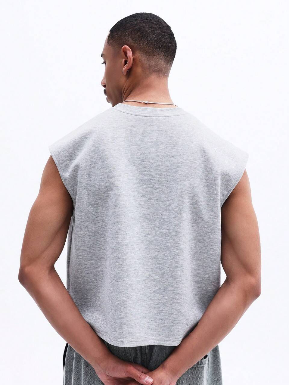 SUMWON Camiseta de tirantes de cuello redondo para hombre con logo de marca y detalles de rayas horizontales, ajuste regular, uso casual de verano