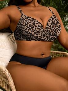 Slaydiva Plus Size Leopard Print Criss-Cross Bikini Top - Coffee Brown - View 4