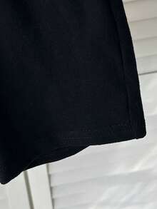 男婴卡通熊字母印花短袖连帽T恤和短裤休闲套装，夏季套装，婴儿服装，男婴春夏套装 - 黑與白 - 查看 5