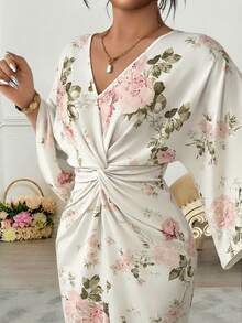 SHEIN Lady 大码女式印花V领七分袖扭腰优雅连衣裙，Florurora春夏优雅连衣裙，女士春季穿搭，度假装，女士夏季休闲装，女士奢华连衣裙 - 彩色 - 查看 4