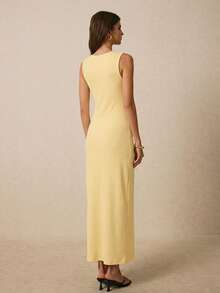 Poéselle Sleeveless Solid Color Slim Fit Dress, Summer - Yellow - View 2