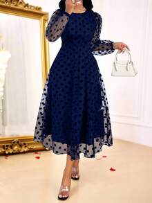 SHEIN Lady Đầm lưới chấm bi màu xanh hải quân cỡ lớn dành cho nữ, trang phục thời trang cho lễ tốt nghiệp mùa xuân/hè, tiệc sinh nhật và các dịp khác. - Màu xanh hải quân - Xem 7