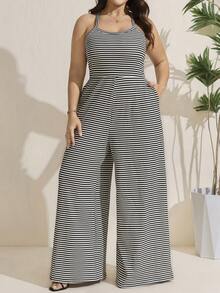Comfylo 大码女装夏季返校季服装、条纹女装夏季服装、带口袋的阔腿休闲复古服装、返校季商务休闲装、修身连体裤、复古风音乐节连衣裙。条纹连体裤，花卉立体纹理面料，实用口袋，适合办公室、音乐节、乡村音乐节、休闲度假穿着。条纹无袖连体裤、背带连体裤，适合音乐节、乡村音乐节、休闲度假穿着。实用口袋，夏季女装，沙滩装，夏季度假装，度假装，黑白连体裤，阔腿连体裤，阔腿夏季连体裤，阔腿裤，高腰女装，夏季女装，度假套装，休闲连衣裙，夏季女装套装，夏季女裤，夏季女装套装。 - 黑色 - 查看 3
