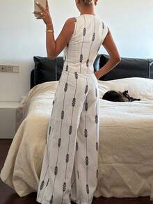 DAZY 女士条纹V领无袖背心和宽松阔腿裤休闲两件套 - 白色 - 查看 5