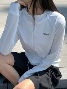 DAZY Áo khoác có mũ, khóa kéo phía trước, in chữ dành cho nữ tuổi teen - trắng - Xem 1