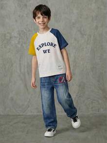 SHEIN Casuvi Kids Jungen-Einteiler im urbanen Freizeitstil, Rundhals-Kurzarm-Farbblockshirt in Apricot, bequem und vielseitig, geeignet für Frühling und Sommer. Das T-Shirt ist für verschiedene Anlässe wie urbane Outdoor-Aktivitäten, Lässig zuhause, Schule und Treffen geeignet. Jungen T-Shirts Jungen Casual Kinder Jungen Baseball-Shirt Kinder Jungen Sommer T-Shirt Jungen Preppy Tops Kindersüße Tops - Gelb - Übersicht 1