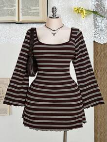 SHEIN ICON 大码彩色条纹露背喇叭袖针织连衣裙 - 彩色 - 查看 2
