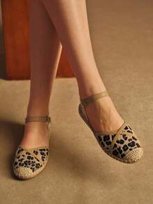 Rosivie 女士休闲豹纹搭扣平底鞋 - 杏色 - 查看 2