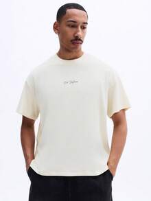 SUMWON Camiseta de manga corta con cuello redondo y ajuste boxy para hombres, con gráfico en la espalda con estampado de palmeras y casa de playa tropical para vacaciones de verano casual - Amarillo - Ver 4