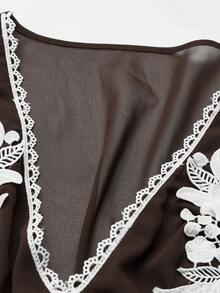 Sunspun Áo kiểu nữ cỡ lớn mùa hè thêu hoa, cổ chữ V, thắt nơ phía trước, bèo nhún, tay ngắn, chất liệu chiffon. - màu nâu - Xem 3