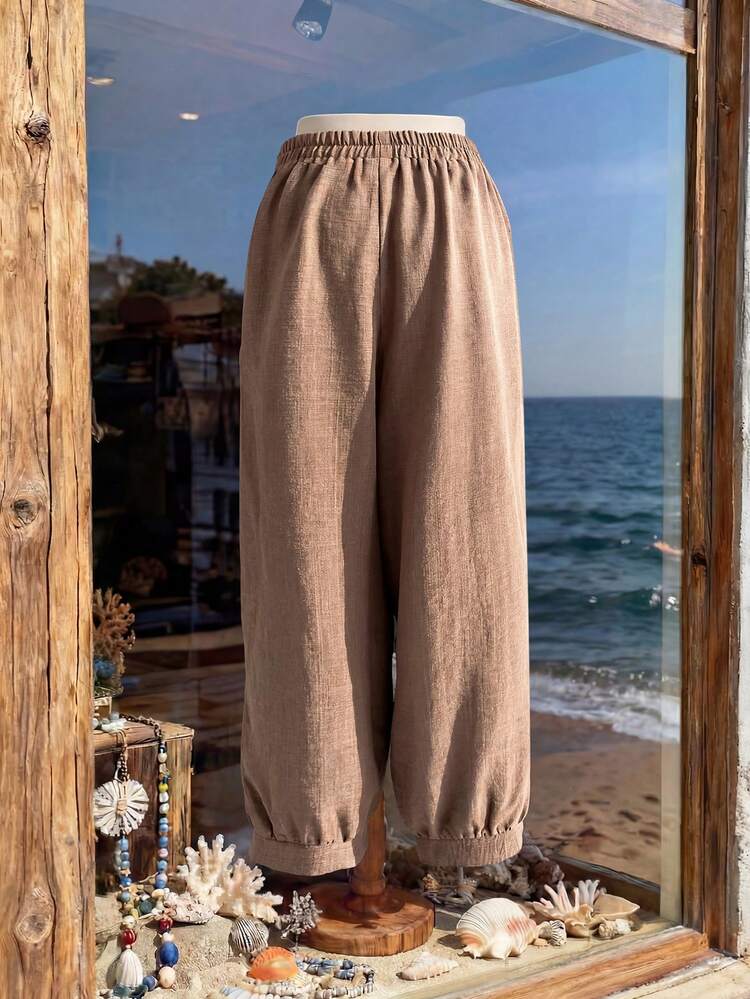Plus Size Casual Solid Color Ruffle Hem Pants Summer Outfits Summer Clothes  Spring  Spring Outfit Women Spring Clothes Country Style For Women Vacation Outfits Women Beach Pants Seaside Retro Mannequin Window Display