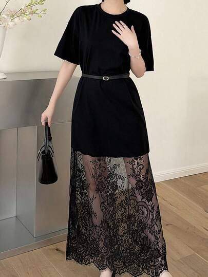 SHEIN 少女休闲圆领纯色短袖宽松T恤搭配蕾丝连衣裙，时尚百搭，适合外出和通勤。