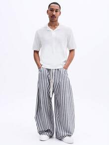 SUMWON 男士条纹印花套头抽绳阔腿裤，宽松舒适，夏季休闲直筒裤脚腰带 - 黑與白 - 查看 3