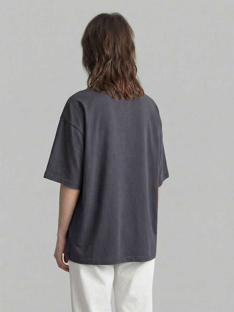Women's Dark Grey Plain Knitted T-Shirt With Unique Twist Detail Round Neck Drop Shoulder Short Sleeves Long Tee Casual Style All-Season Versatile Modern Urban Fashion Business Casual Women's Wear Office Attire Understated Old-Money Style, Elegant And Sophisticated, High-Quality Commuter And Airport Women's Wear Bohemian Style Vacation Outfits Seaside Women's Clothing, Country Music Concert Style, Western Style Clothing, Nomadic Casual Fashion Boho