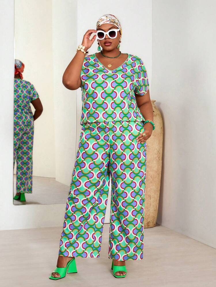 Plus Size Casual Allover Print Short Sleeve Top And Pants 2 Pieces Set Women Vacation Outfit Sets African Clothes For Women Women's Holiday Co Ord Women's Summer 2 Pieces Sets Summer Outfits For Women Beach Outfit For Women Casual Vacation Outfits Women Country Concert Outfit Peplum