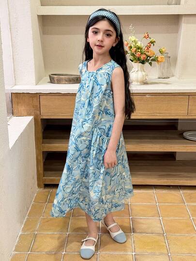 DAZY Tween Girl All-Over Print Pleated Design Sleeveless Dress With Large Pockets