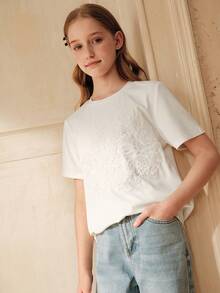 SHEIN 女童圆领白色T恤，刺绣贴片，休闲时尚百搭夏季T恤 - 白色 - 查看 1
