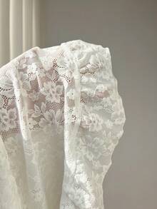 Elamini Women's Sweet & Cute Casual Daily Lace Fabric Cap Sleeve Square Neck All-White T-Shirt, Fashionable & Versatile For Spring/Summer - White - View 7