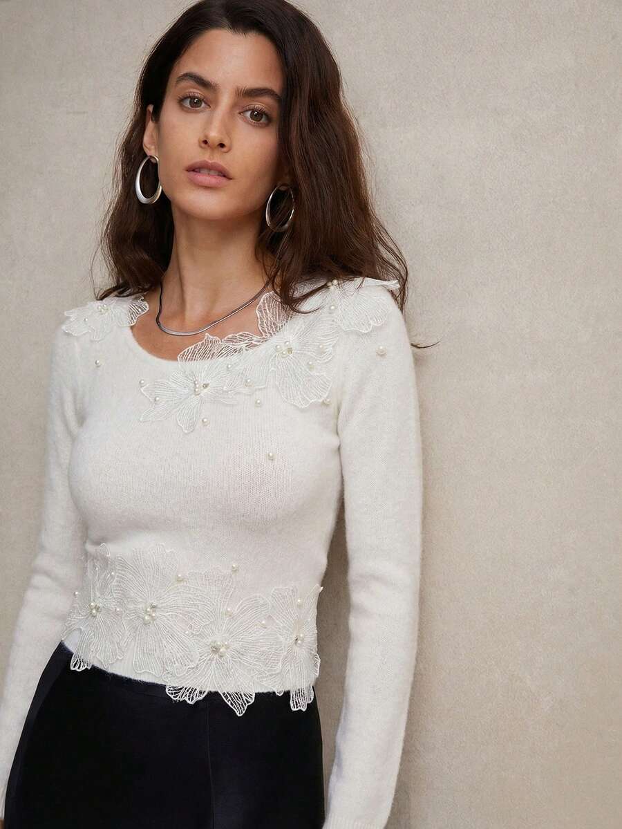 Anewsta Women's 3D Floral Fitted Premium T-Shirt - Beige - View 1