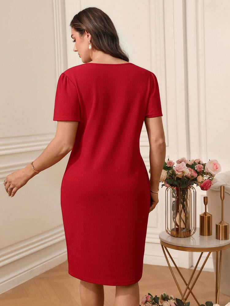 Plus Size Women's Summer Casual Vacation Elegant Commuter Solid Color Square Neck Short Sleeve Red Fitted Dress, Spring/Summer,Summer Holiday,Spring Break Outfits ,Vacation Outfits Women ,Holiday Outfits For Women,Going Out Outfits,2026 New Clothes,Simple And Fashionable For Everyday Wear,Suitable For Summer, Vacation, Commute, Daily Wear, Red Bodycon Dress, Red Elegant Dress Women, Square Neck Dress,Wedding Guest Dress For Women ,Party Dresses