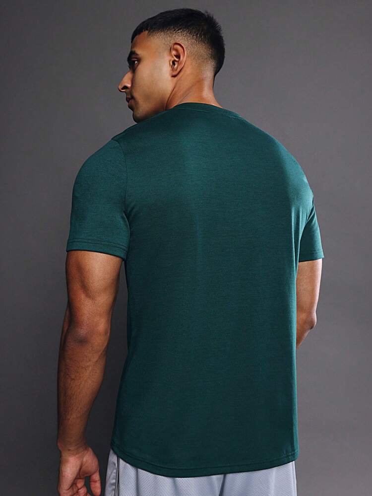 SUMWON Tee-shirt col rond à manches courtes vert forêt foncé avec logo, confort quotidien, coupe décontractée