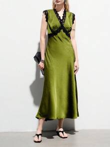 Aveloria Modichic Elegant Commuting & Dating Luxury Textured Satin V-Neck Colorblock Lace Trim Waist Fitted Sleeveless Dress - Green - View 5