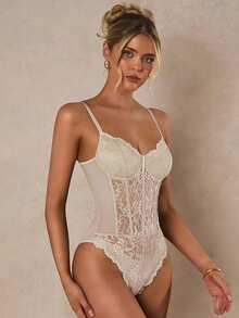 Glamine 优雅性感蕾丝拼接连体衣 - 杏色 - 查看 5