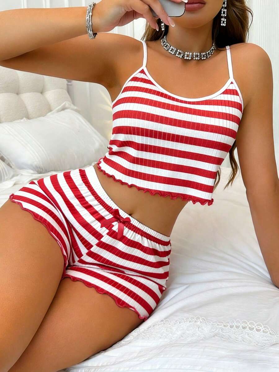SHEIN Set Piyama Camisole & Celana Pendek Rajut Jacquard Motif Garis Merah & Putih dengan Hiasan Rumbai untuk Wanita - MultiWarna - View 1
