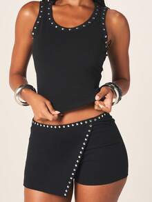 MISSGUIDED Minifalda con pantalón corto de talle alto con tachuelas y ojetes plateados, estilo envolvente asimétrico negro para fiestas de otoño e invierno - Negro - Ver 4