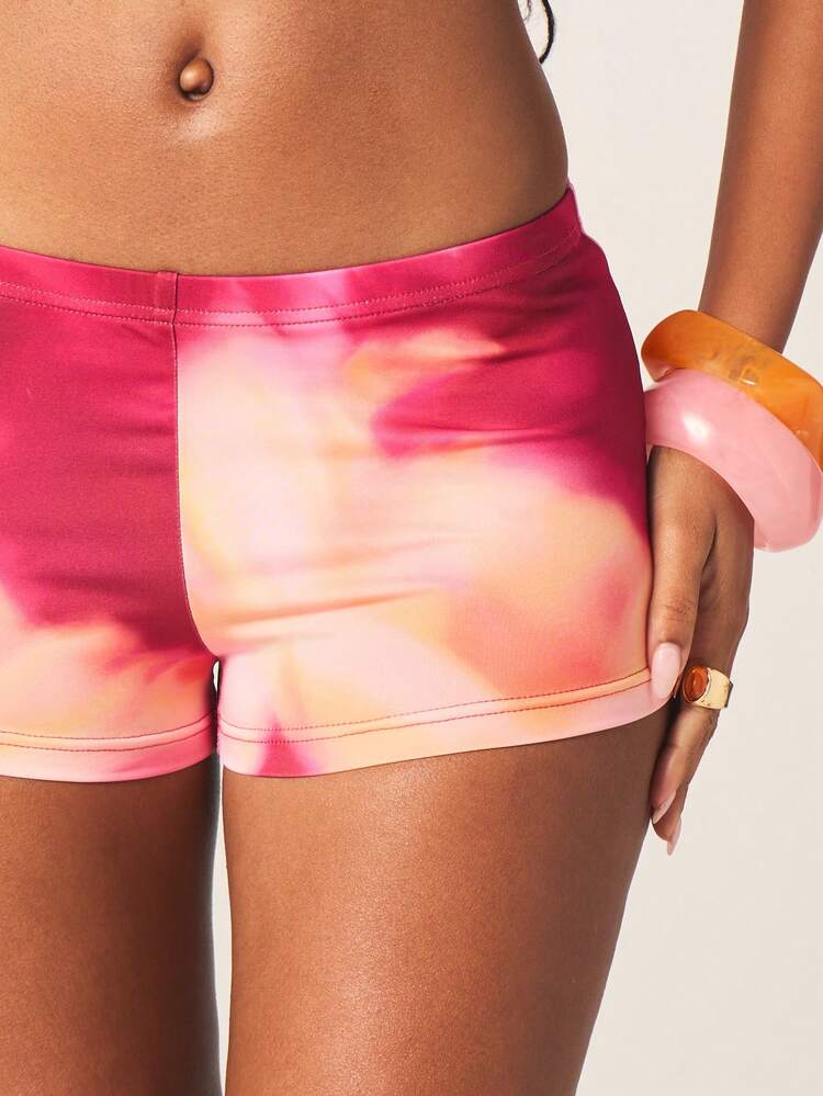 MISSGUIDED Women's Halter Neck Cropped Top And Matching Shorts Two Pieces Tie Dye Gradient Sunset Festival Summer Lounge Co-Ord Set