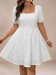 SHEIN VCAY 大码女式纯色短款泡泡袖方领连衣裙 - 白色 - 查看 2