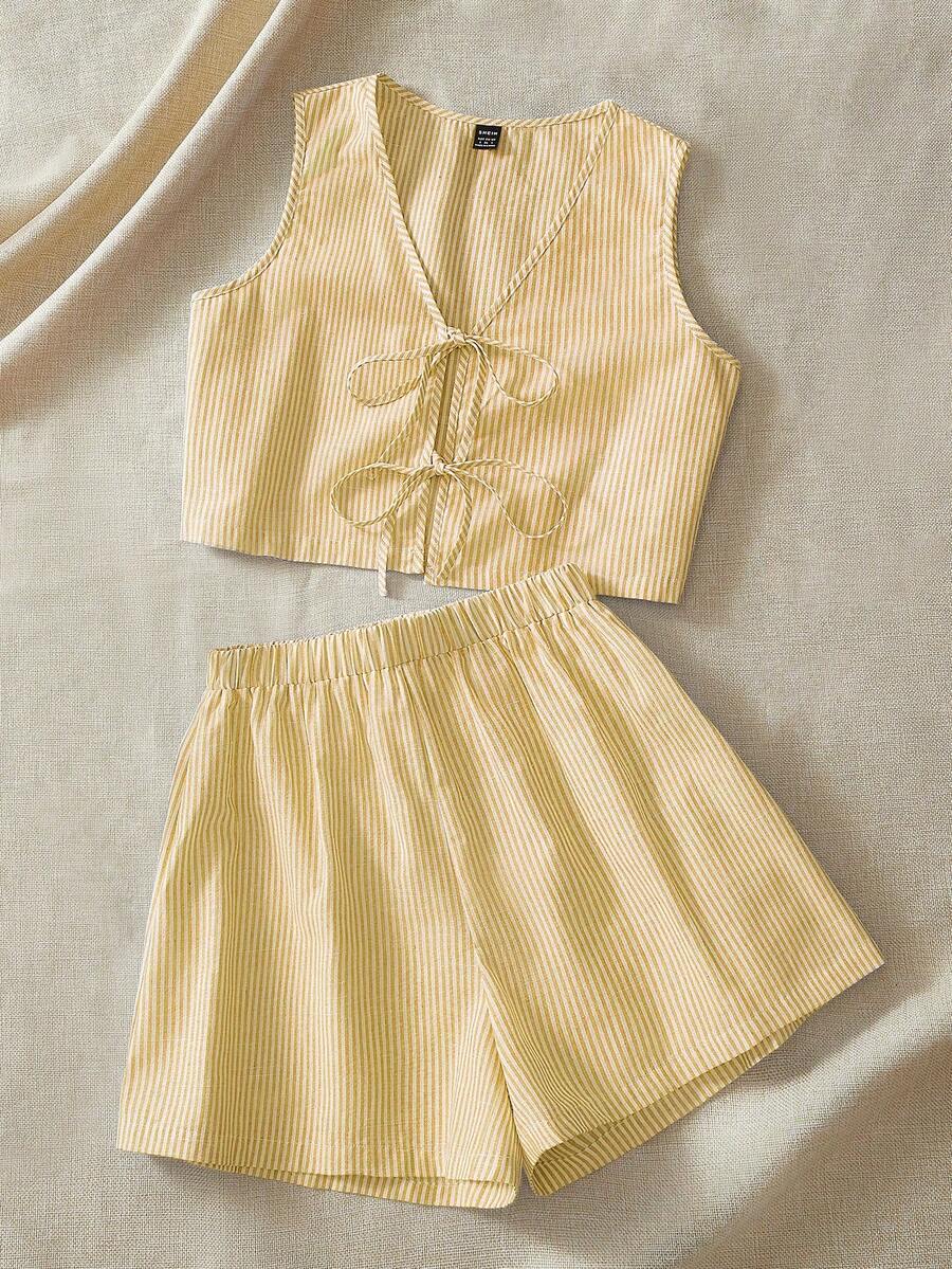 KARISMINA Bộ đồ 2 món gồm áo croptop và quần short cạp cao dáng rộng, họa tiết sọc, thích hợp cho nữ. - Màu vàng - Xem 1