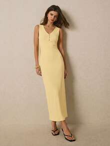 Poéselle Sleeveless Solid Color Slim Fit Dress, Summer - Yellow - View 6