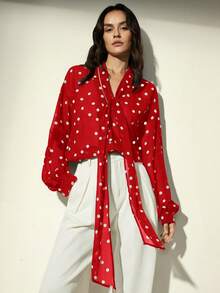 Aveloria Modichic V领前开襟黑白波点印花雪纺宽松基础款衬衫，配围巾，休闲通勤优雅百搭女式衬衫 - 紅色 - 查看 2