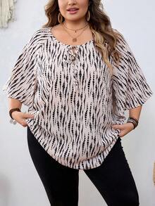 SHEIN CURVE+ Curve 尺码 US22 音乐节、海滨度假、波西米亚风女式圆领印花休闲百搭日常衬衫 - 米色 - 查看 4