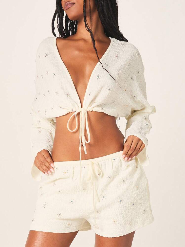 MISSGUIDED Sequin Detailed Two Piece Coord Set Long Sleeve Crop Top With Mid Thigh Shorts V Neck Sparkly Outfit For Evening Party