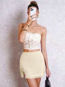 Lavishia Váy nữ ôm sát, thanh lịch, phối ren tương phản, chất liệu satin. - Màu Khaki - Xem 6