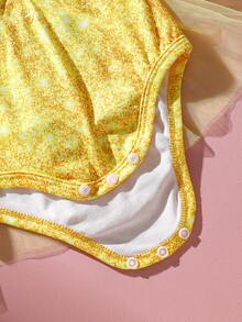 SHEIN Playful Pals 女婴魅力、优雅、可爱、趣味字母、亮片、星星、网纱摄影服装及道具，春夏款 - 彩色 - 查看 6