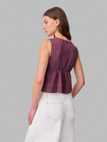 Nöista Top con cuello en V profundo, abertura frontal y lazo - Burdeos - Ver 2