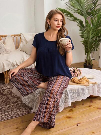 SHEIN Plus Size Women's Blue Round Neck Loose Fit Soft Draping Woven Fabric Short Sleeve & Pants Set, Bohemian Style Casual Loungewear/Sleepwear